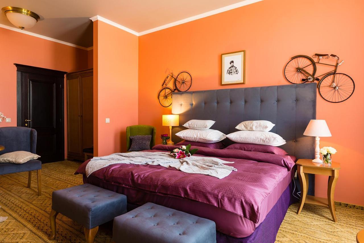 Country Spa Retreat Snagov Exterior foto A bedroom